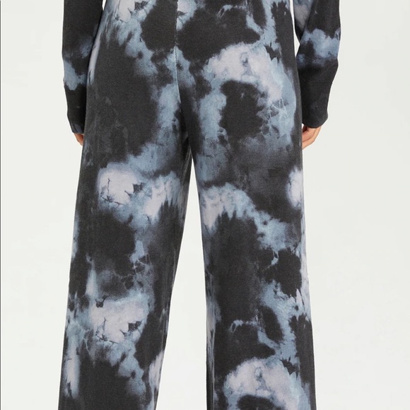 Cozy Sanctuary tie dye knit outfit - Picture 3 of 8